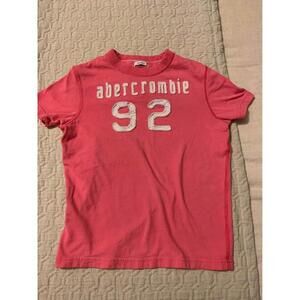 Abercrombie Kids Graphic Tee - Size YS - Vintage Pink